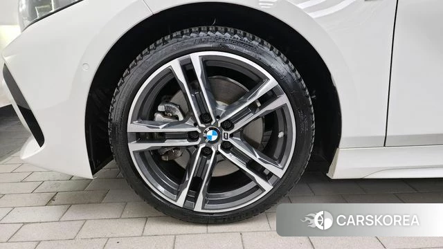 BMW 1 Series (F40) id 3892637 из Кореи 15