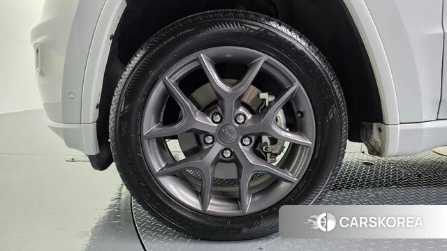 Jeep Grand Cherokee id 4482051 из Кореи 29