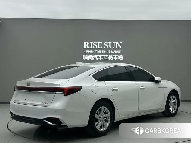Buick Lacrosse id 4241607 из Китая 8