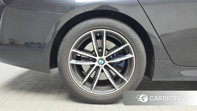 BMW 5 Series (G30) id 4506108 из Кореи 28