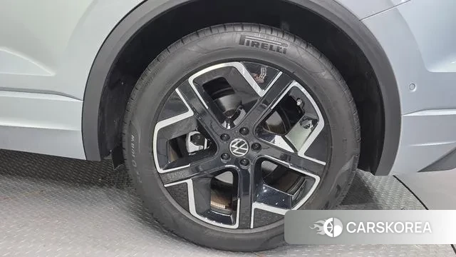 Volkswagen Touareg 3rd generation id 3554863 из Кореи 15