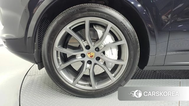 Porsche Cayenne (PO536) id 4594093 из Кореи 32