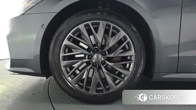 Audi A7 (4K) id 3741796 из Кореи 16