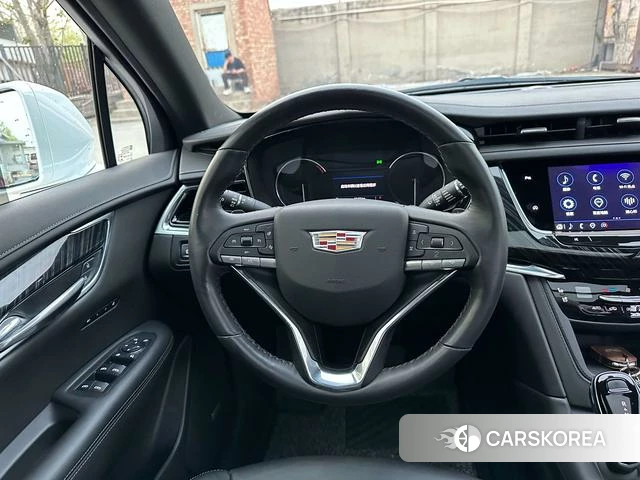 Cadillac XT6 id 3957608 из Китая 24