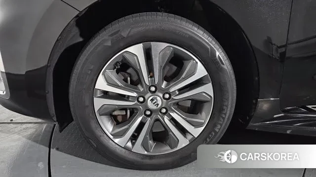 Kia The New Carnival id 3547370 из Кореи 15