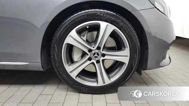 Mercedes-Benz E-Class W213 id 3284143 из Кореи 15