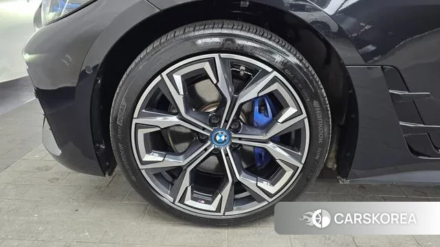 BMW i4 id 3634363 из Кореи 15