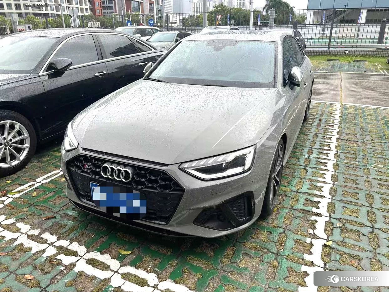 Audi S4 2022 Серебристо-серый из Китая, фото 5