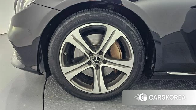 Mercedes-Benz E-Class W213 id 4633127 из Кореи 26