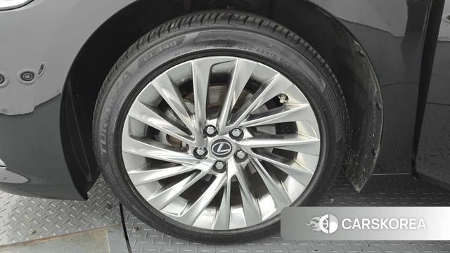 Lexus ES300h 7th generation id 4464651 из Кореи 27