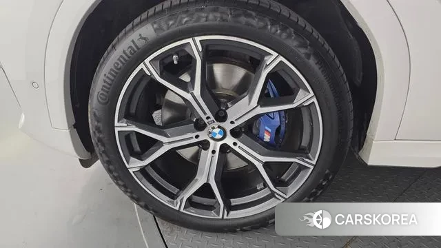 BMW X6 (G06) id 3289558 из Кореи 15