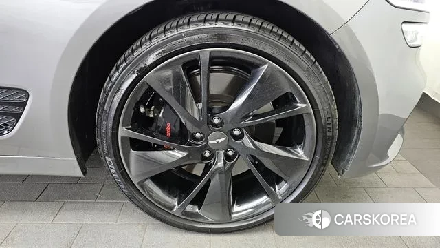 Genesis The New G70 Shooting Brake id 3776809 из Кореи 15