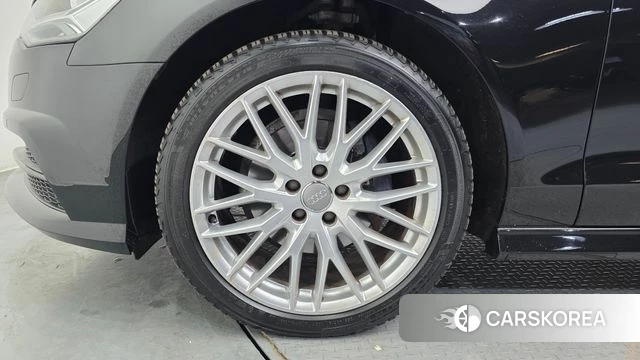 Audi New A6 id 3917402 из Кореи 15