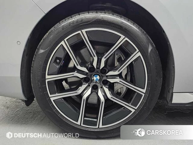 BMW i7 (G70) id 4540498 из Кореи 15
