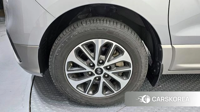 Hyundai The New Grand Starex id 4345626 из Кореи 15