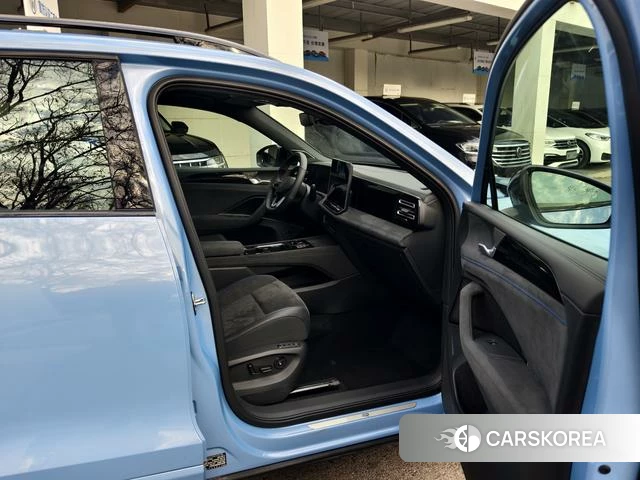 Volkswagen Tiguan L 2024 Синий из Китая, фото 5