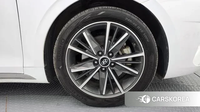 Hyundai The New Grandeur IG id 3389418 из Кореи 15