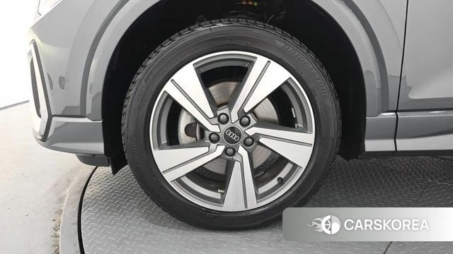 Audi Q2 id 4422173 из Кореи 33