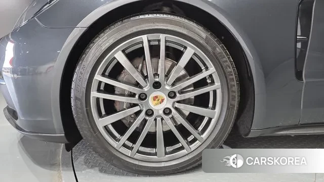 Porsche Panamera (971) id 3182944 из Кореи 15