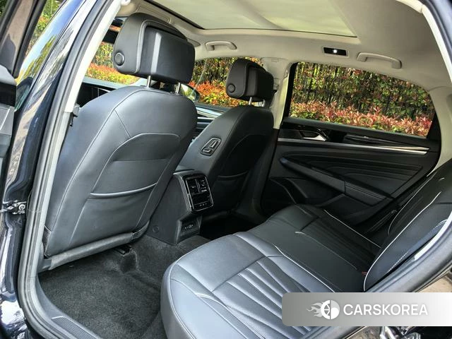 Volkswagen Passat id 4264976 из Китая 8