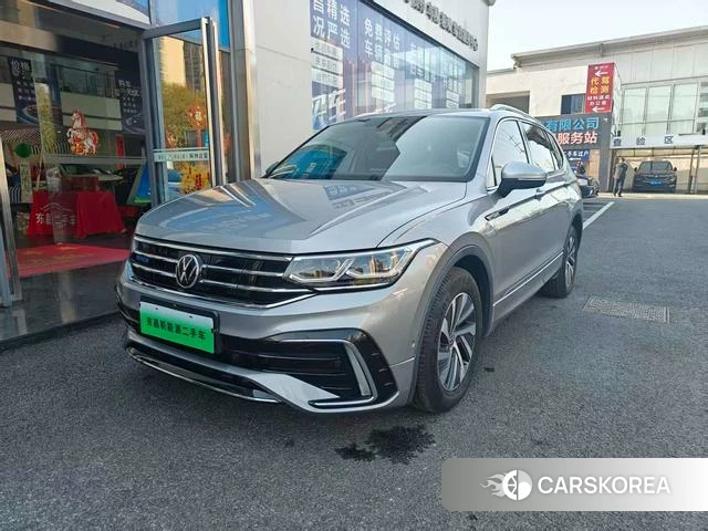 Volkswagen Tiguan L PHEV id 4210748 из Китая 8