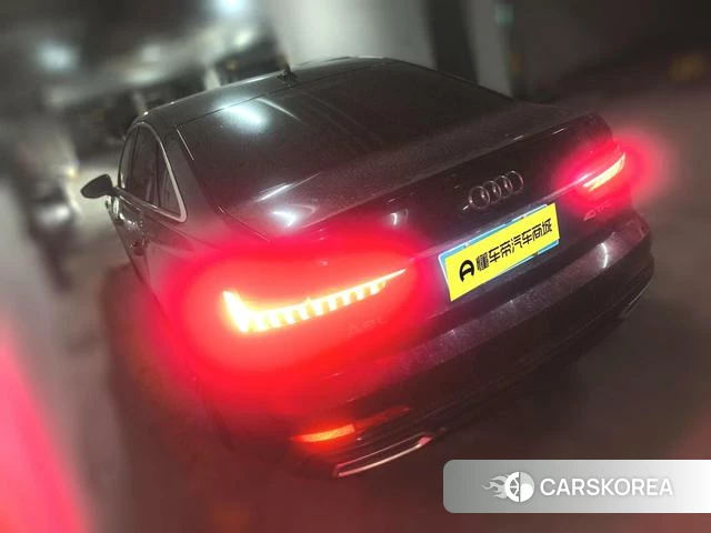 Audi A6L 2022 Черный из Китая, фото 5