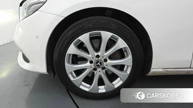 Mercedes-Benz E-Class W213 id 4759619 из Кореи 15