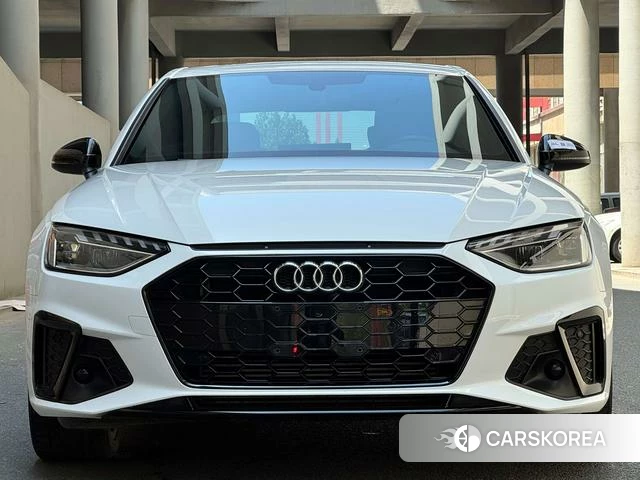 Audi A4L id 4334814 из Китая 11