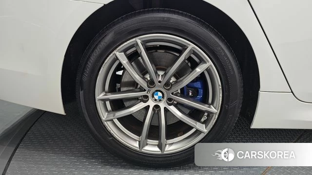 BMW 5 Series (G30) id 4233236 из Кореи 15