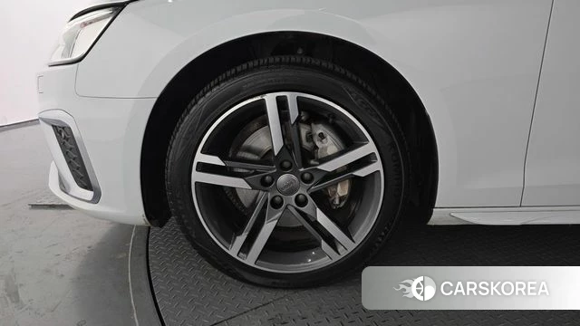 Audi A4 (B9) id 3819127 из Кореи 15