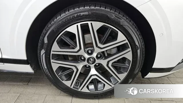 Hyundai Grandeur (GN7) id 3586160 из Кореи 15