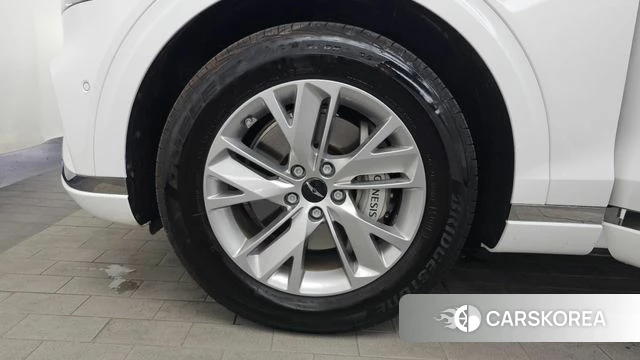 Genesis GV70 id 4354115 из Кореи 28