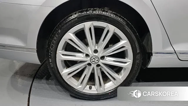 Volkswagen Passat GT (B8) id 3386198 из Кореи 15
