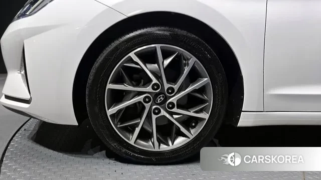 Hyundai The New Avante AD id 3374805 из Кореи 15