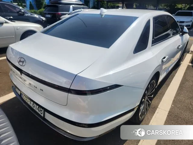 Hyundai Grandeur (GN7) id 3410773 из Кореи 10