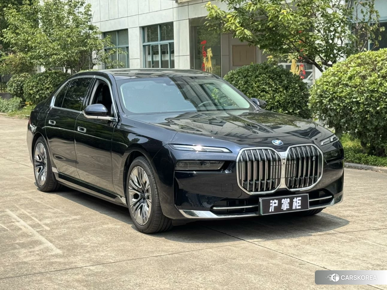 BMW i7 2023 Черный из Китая, фото 6