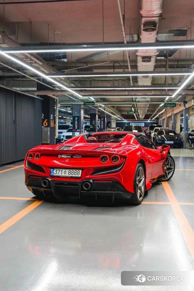 Ferrari F8 Spider id 2884450 из Кореи 7