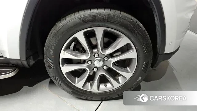 Jeep Grand Cherokee id 3622660 из Кореи 15