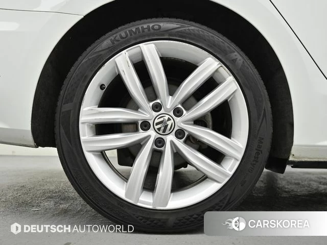 Volkswagen The New Passat id 4680950 из Кореи 15