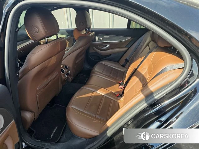 Mercedes-Benz E-Class W213 2021 Черный из Кореи, фото 6