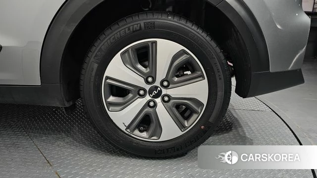Kia The New Niro id 3852087 из Кореи 15