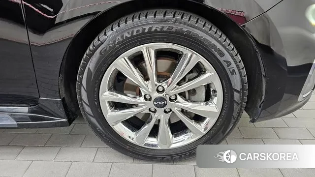 Kia The New Carnival id 3344613 из Кореи 15