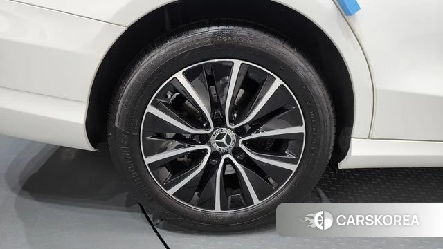 Mercedes-Benz C-Class W205 id 3873147 из Кореи 15