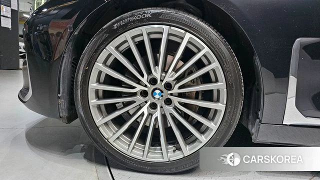 BMW 7 Series (G11) id 3953724 из Кореи 15