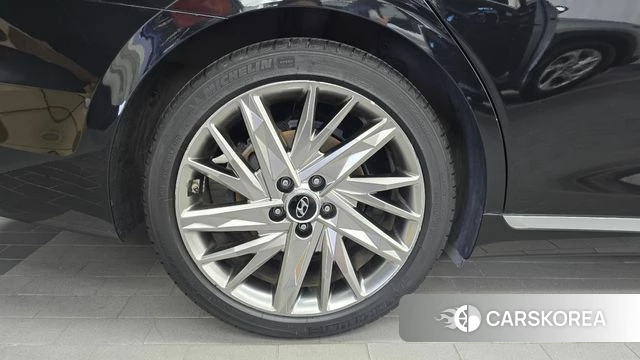 Hyundai The New Grandeur IG id 4780387 из Кореи 32