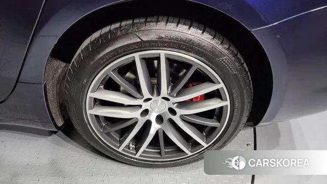 Maserati Ghibli id 2991069 из Кореи 15
