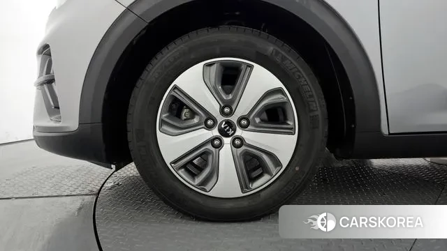 Kia The New Niro id 3692360 из Кореи 15