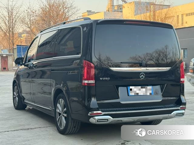 Mercedes-Benz V-class id 4264837 из Китая 33