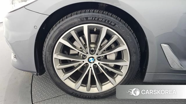 BMW 5 Series (G30) id 4325641 из Кореи 26