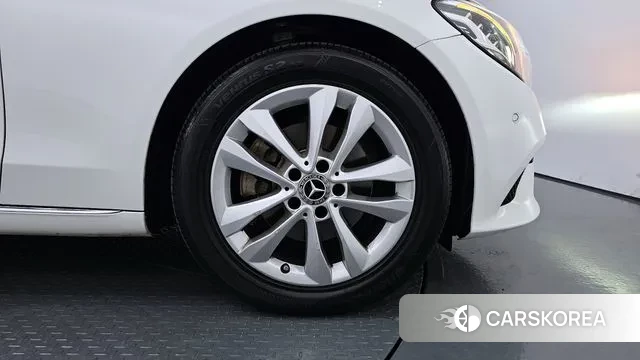 Mercedes-Benz C-Class W205 id 2976941 из Кореи 15